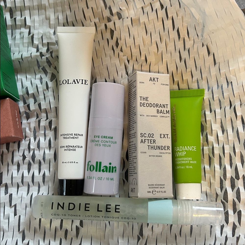 Credo Gift Bundle - Picture 4 of 4